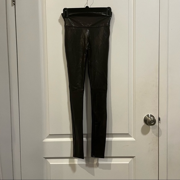 Spanx Faux Leather Croc Leggings in Color Shine - Picture 7 of 8